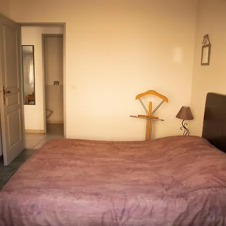 Les Gites Du Clot De Roques Pensionat Casseneuil