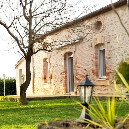 Les Gites Du Clot De Roques Pensionat *